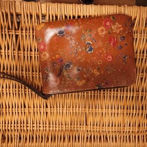 Patricia Nash clutch bag